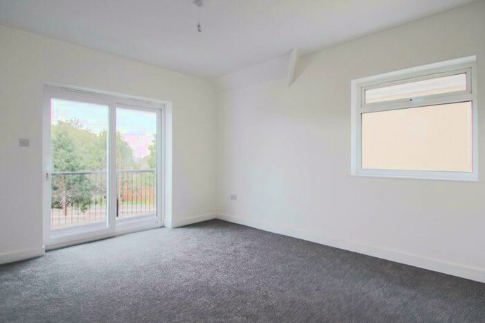 2 Bedroom Flat To Rent In Worlebury, BS22