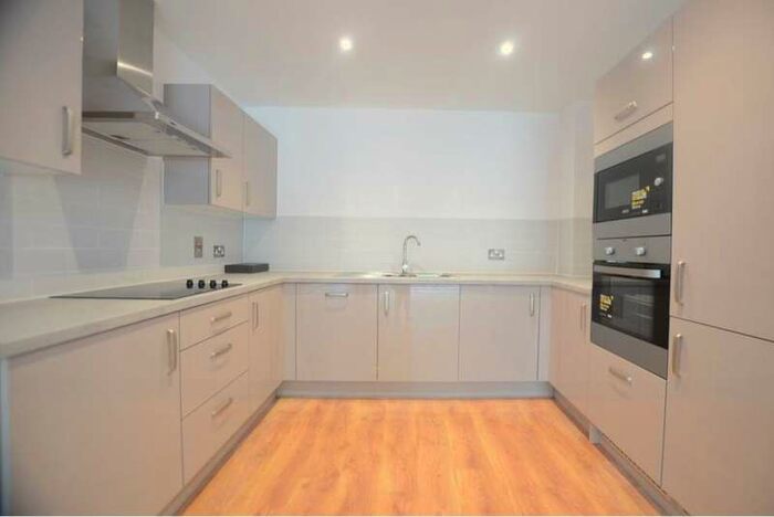 2 Bedroom Apartment To Rent In Darbyshire Road, GU11