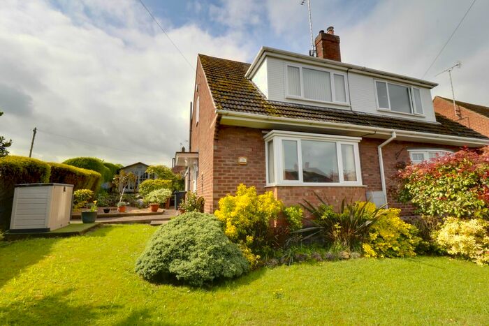 3 Bedroom Semi-Detached House For Sale In Rosliston Road, Walton-On-Trent, Swadlincote, DE12