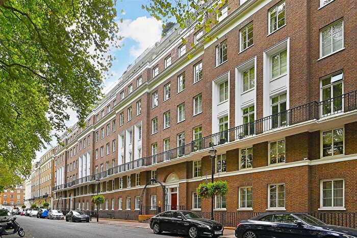 4 Bedroom Flat To Rent In Bryanston Square, Marylebone, W1H