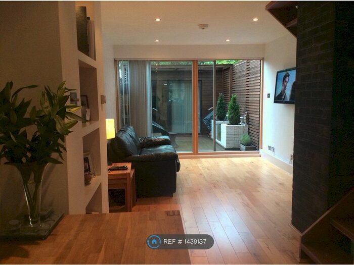 2 Bedroom End Of Terrace House To Rent In Atney Road, London, SW15