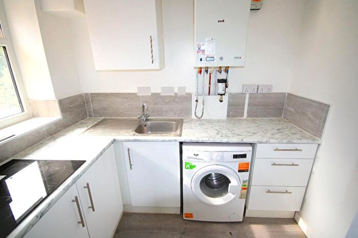 1 Bedroom Flat To Rent In Park Avenue, Wembley, NW10