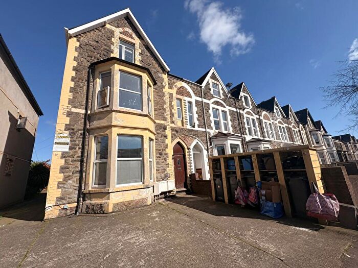 2 Bedroom Flat To Rent In Richmond Rd, Roath, Cardiff, CF24