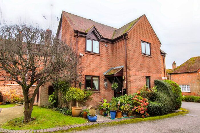 1 Bedroom Detached House For Sale In Marshalls Court, Speen, Newbury, RG14