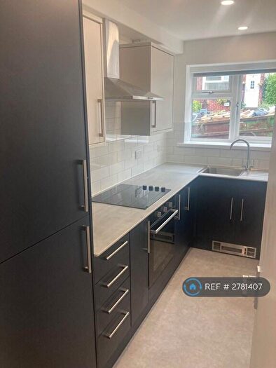 2 Bedroom Flat To Rent In Armthorpe Road, Sheffield, S11