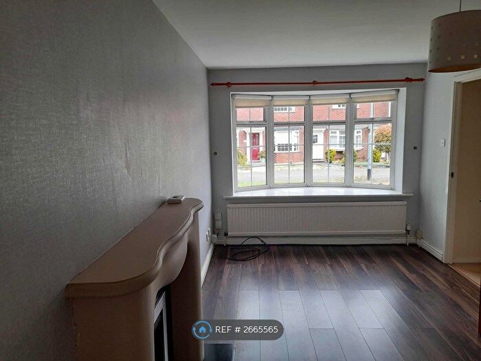 2 Bedroom Terraced House To Rent In Lacey Ave, Nottingham, NG15
