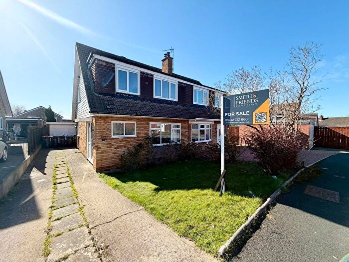 3 Bedroom Semi Detached House For Sale In Hulton Close, Marton-In-Cleveland, Middlesbrough, TS7