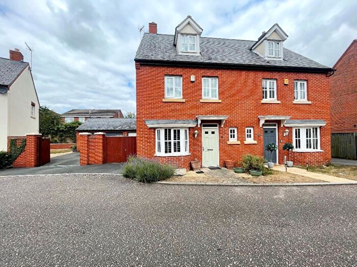 4 Bedroom Semi-Detached House For Sale In Old School Mead, Bidford-On-Avon, Alcester, B50