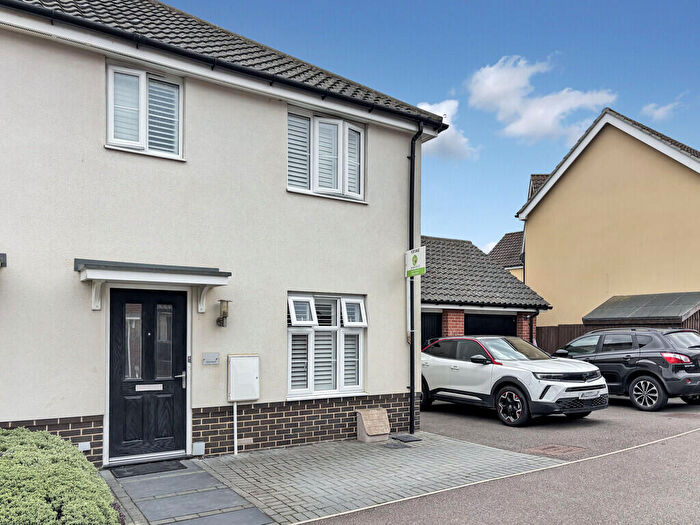 3 Bedroom Semi-Detached House For Sale In Sorley Road, Stowmarket, IP14