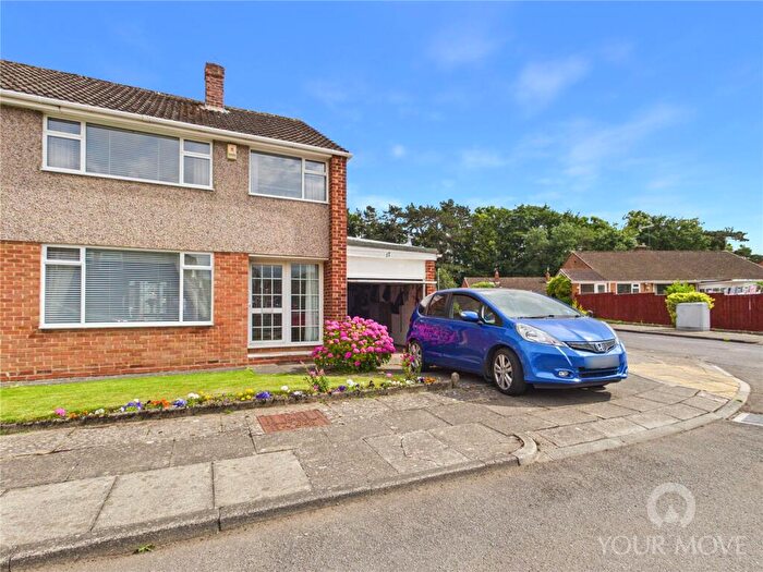 3 Bedroom Semi Detached House To Rent In Carisbrooke Walk, Darlington, Durham, DL3