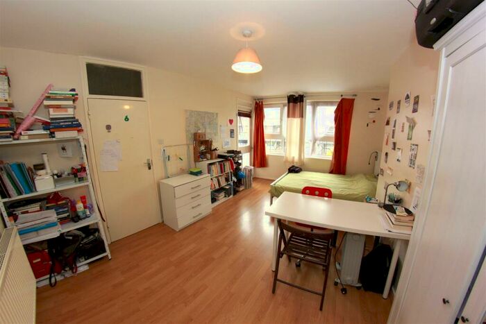 4 Bedroom Flat To Rent In Joseph Street, London, E3