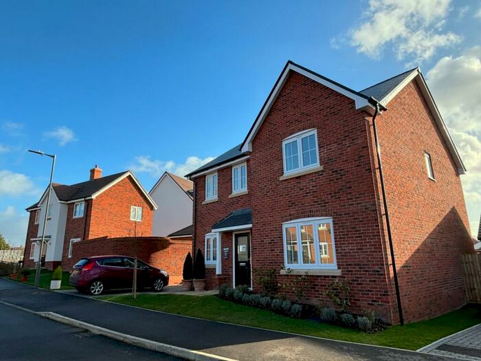 4 Bedroom Detached House For Sale In Addison Road, Steeple Claydon, Buckingham, MK18