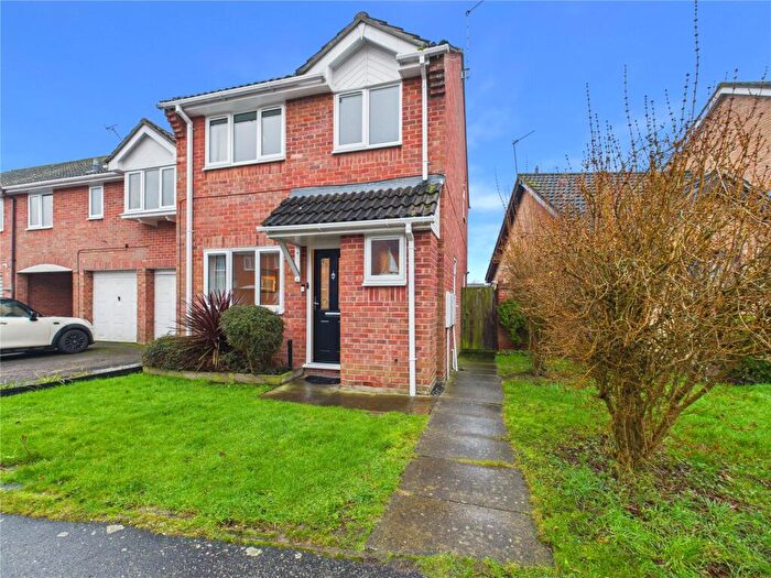 3 Bedroom End Of Terrace House For Sale In Albrighton Croft, Highwoods, Colchester, Essex, CO4