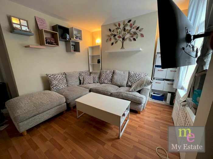 2 Bedroom Flat To Rent In Cardigan Mews, Cardigan Street, Luton, LU1