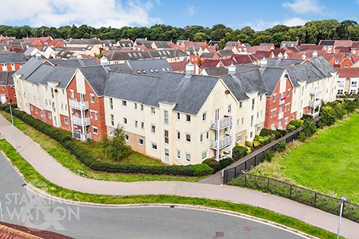 2 Bedroom Flat For Sale In Solario Road, Queens Hill, Norwich, NR8
