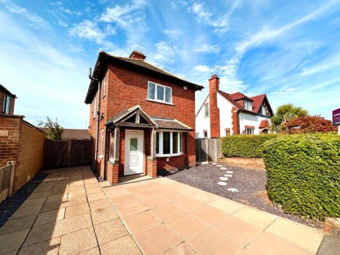 3 Bedroom Detached House To Rent In Kings Drive, Littleover, Derby, DE23