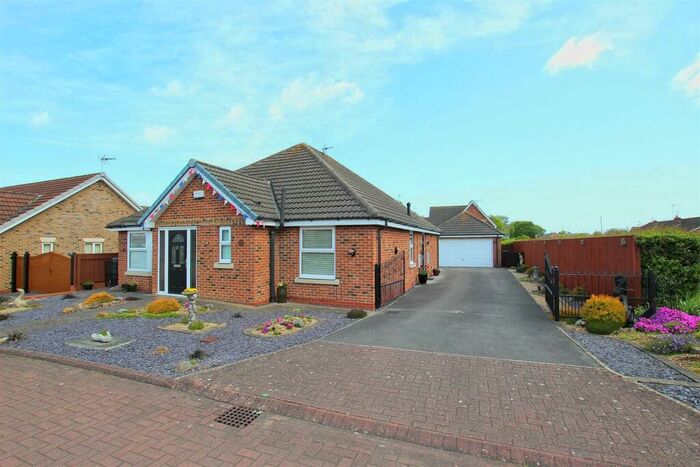 3 Bedroom Detached Bungalow For Sale In Bentinck Lane, Sigglesthorne, HU11