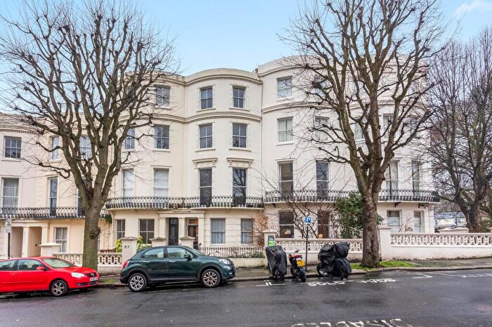 2 Bedroom Flat To Rent In Brunswick Road, Hove, BN3