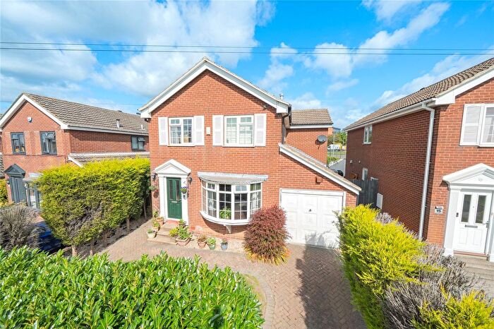 4 Bedroom Detached House For Sale In Rein Gardens, Tingley, Wakefield, West Yorkshire, WF3