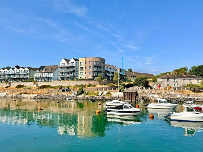 2 Bedroom Flat For Sale In Hooe, Plymouth, PL9
