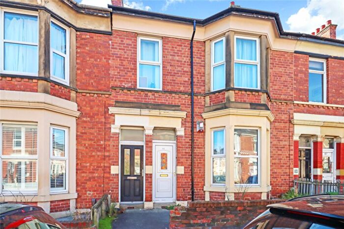 2 Bedroom Flat To Rent In Trevor Terrace, North Shields, Tyne And Wear, NE30