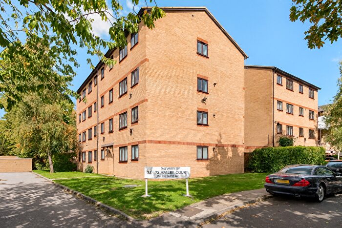 1 Bedroom Flat To Rent In Azalea Court, Azalea Close, Hanwell, W7