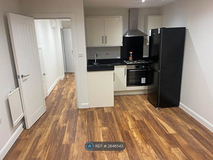 1 Bedroom Flat To Rent In Canberra Road, London, W13