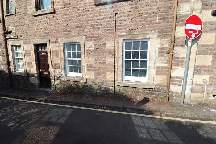 1 Bedroom Flat To Rent In North Vennel, Lanark, ML11
