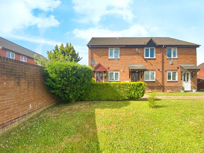 2 Bedroom End Of Terrace House For Sale In Gardenia Drive, Tiverton, EX16