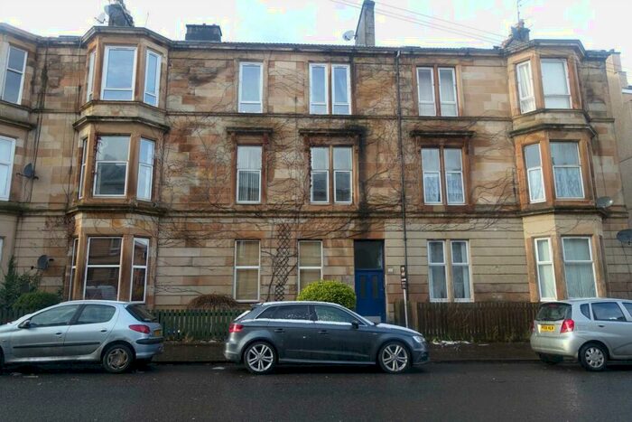 3 Bedroom Flat To Rent In Kenmure Street, Pollokshields, G41