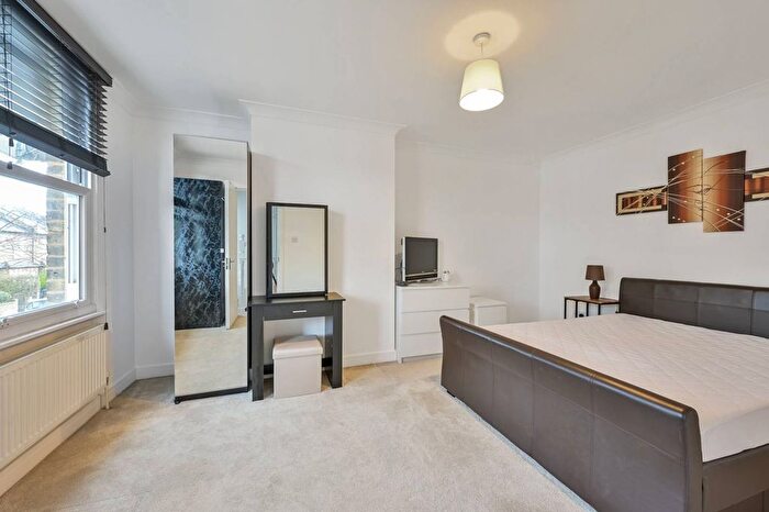3 Bedroom Terraced House For Sale In Nelson Road, Wimbledon, London, SW19