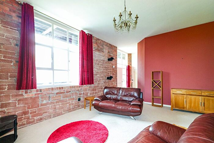 3 Bedroom Flat For Sale In Denton Mill Close, Carlisle, CA2