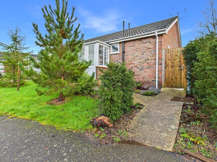 2 Bedroom Bungalow For Sale In Ockley Way, Hassocks, BN6