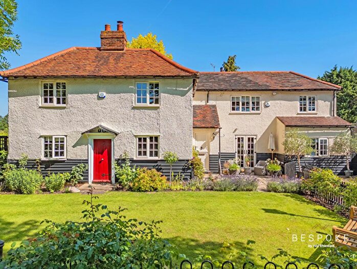 4 Bedroom Detached House For Sale In Tilegate Road, Magdalen Laver, CM5
