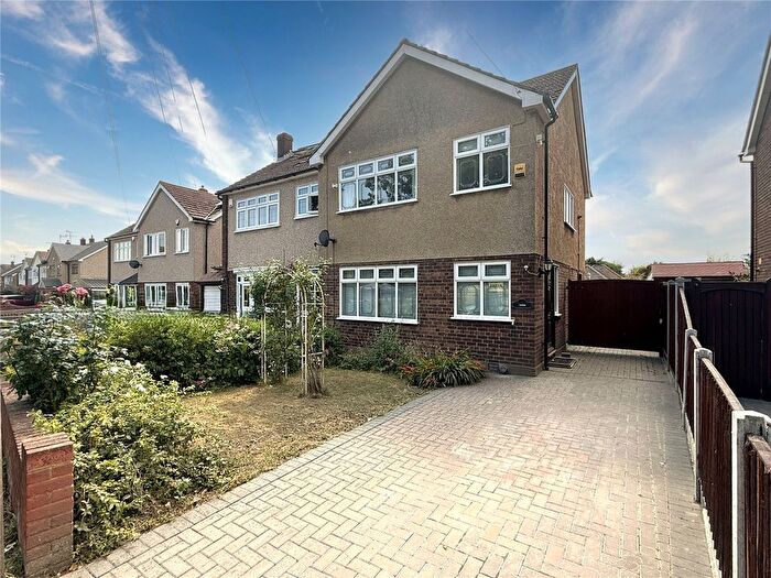 3 Bedroom Semi-Detached House For Sale In Mill Lane, Horndon-On-The-Hill, Stanford-Le-Hope, Essex, SS17