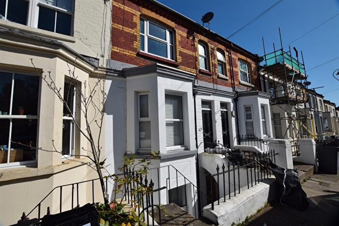 3 Bedroom Maisonette To Rent In Alexandra Road, St. Leonards-On-Sea, TN37