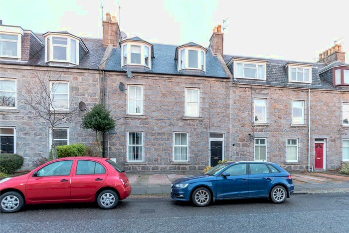 2 Bedroom Flat To Rent In C Holburn Road, Aberdeen, AB10