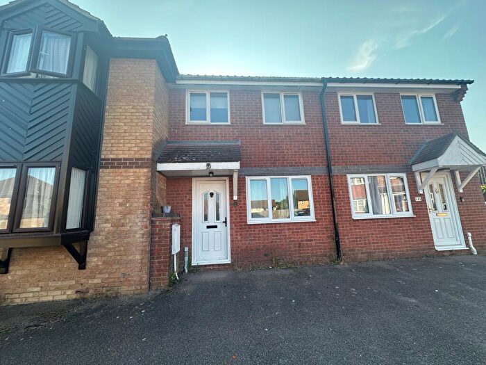 2 Bedroom Detached House To Rent In Chinook, Colchester, CO4