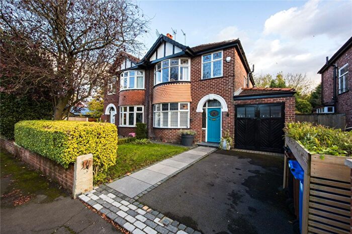 3 Bedroom Semi-Detached House For Sale In Brackley Road, Heaton Chapel, Stockport, SK4