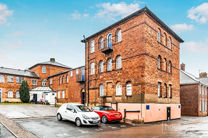 1 Bedroom Flat For Sale In The Cloisters, Wellingborough, NN8