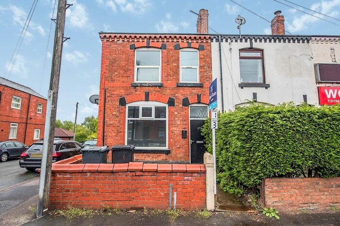 1 Bedroom Flat To Rent In Billinge Road, Wigan, Lancashire, WN5