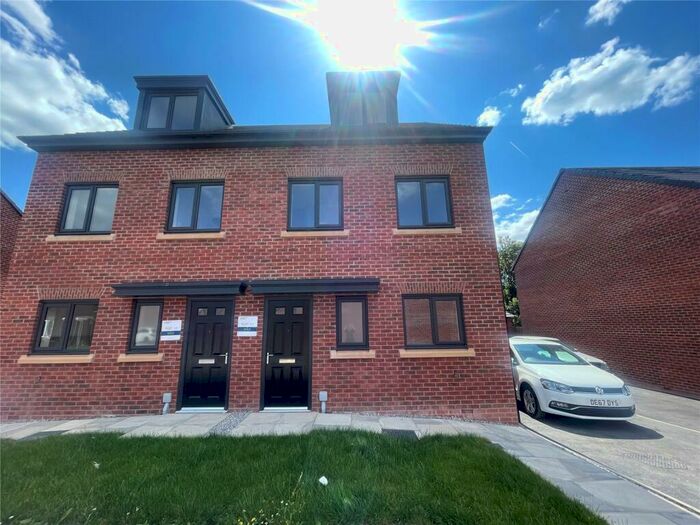 3 Bedroom Semi-Detached House To Rent In Brookdale Grove, Liverpool, Merseyside, L14