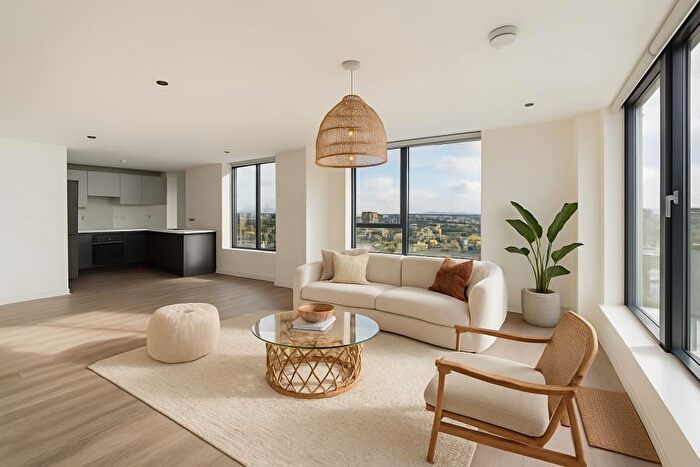 3 Bedroom Apartment To Rent In Apt . :: Flint Glass Wharf, M4