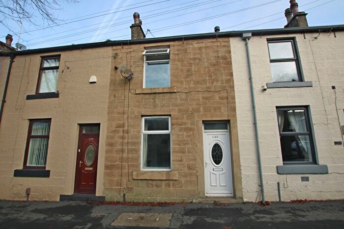 2 Bedroom Terraced House To Rent In New Line, Bacup, OL13