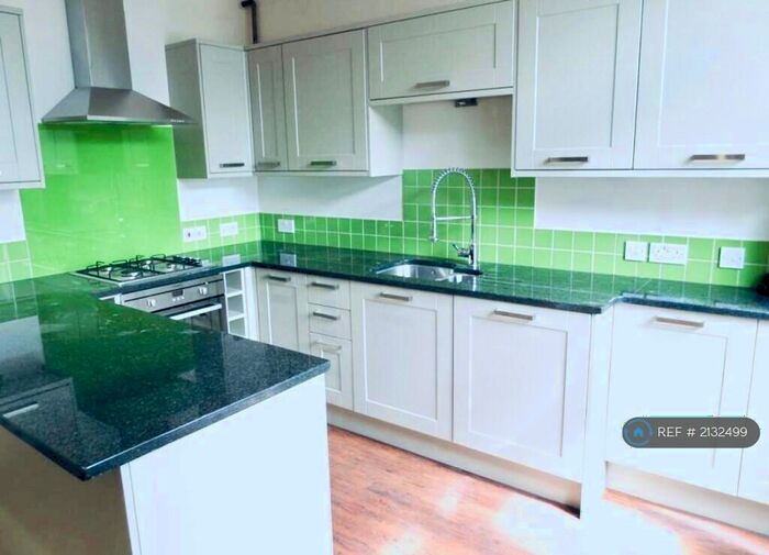 2 Bedroom Flat To Rent In Filton Road, Bristol, BS7