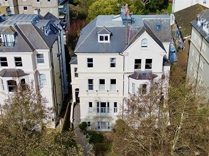 7 Bedroom Semi-Detached House For Sale In Blackwater Road, Eastbourne, East Sussex, BN21