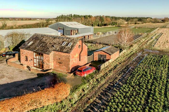 4 Bedroom Barn Conversion For Sale In Heatons Bridge Road, Scarisbrick, L40