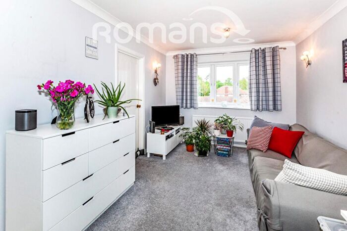 1 Bedroom Flat To Rent In Imperial Court, Imperial Road, Windsor, SL4