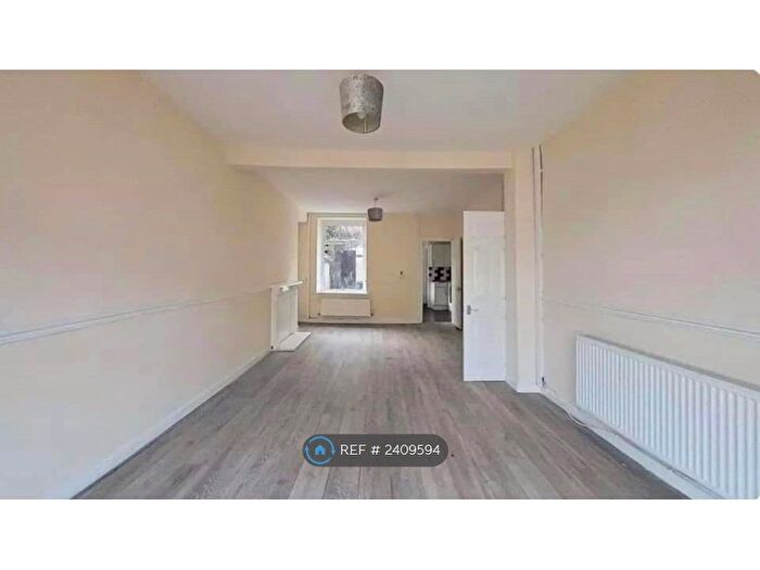 3 Bedroom Terraced House To Rent In Oak Street, Tonypandy, CF40