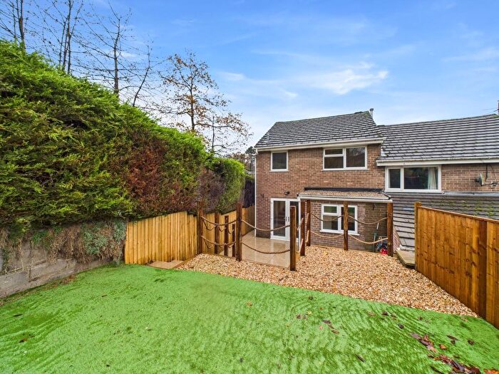 3 Bedroom Semi Detached House For Sale In Beech Walk, Cromford, Matlock, DE4